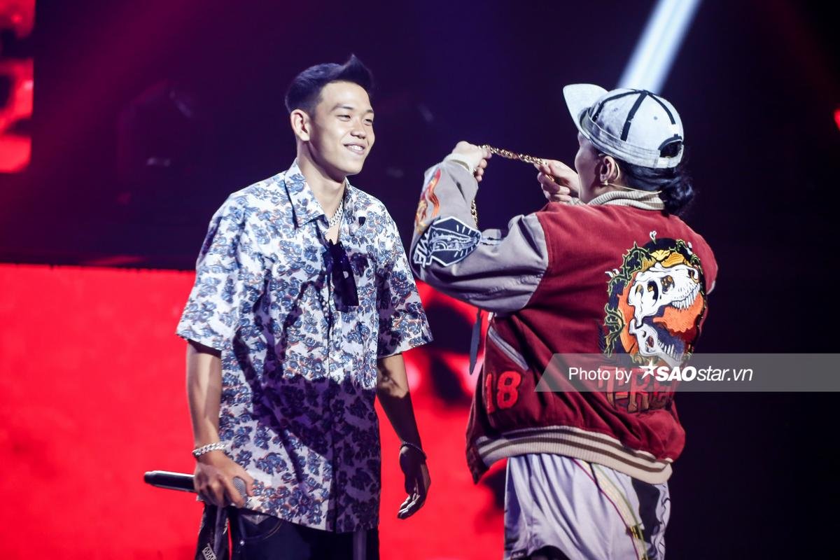 NightT - Mfree - Ctris đồng loạt giành dây chuyền vàng: Ai sẽ lột xác và tiến xa nhất tại King Of Rap 2020? Ảnh 5