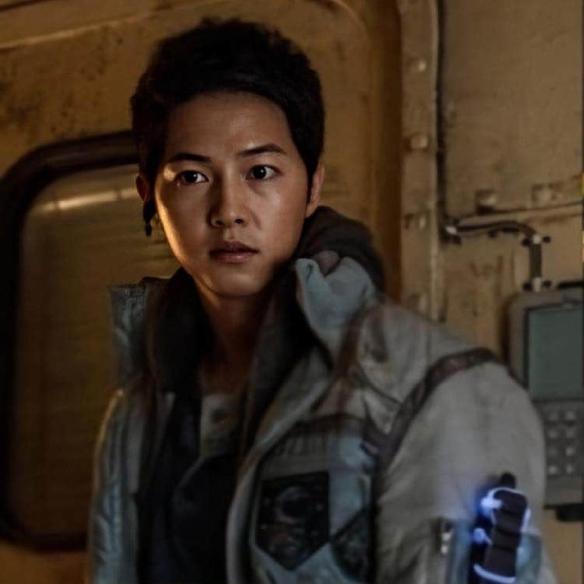 Bom tấn 'Space Sweepers' của Song Joong Ki và Kim Tae Ri tung trailer hoành tráng như phim siêu anh hùng Ảnh 8