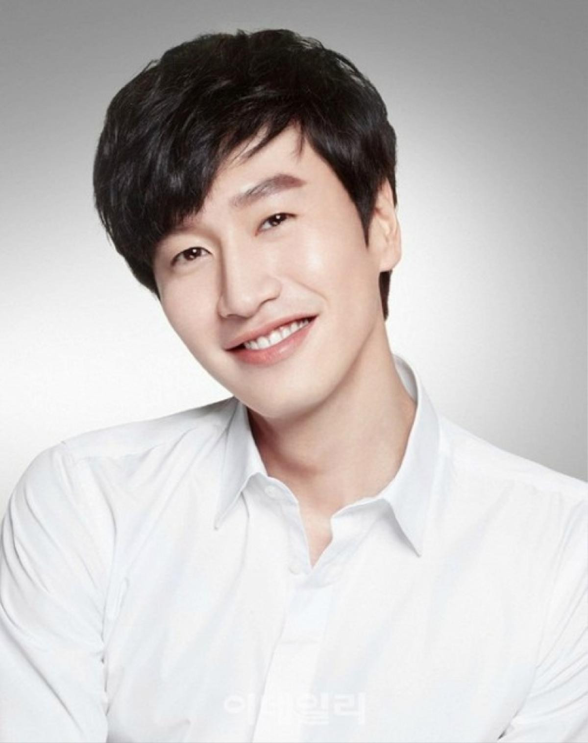 Lee Kwang Soo chia sẻ khả năng rời bỏ show tạo nên tên tuổi của mình - Running Man Ảnh 1