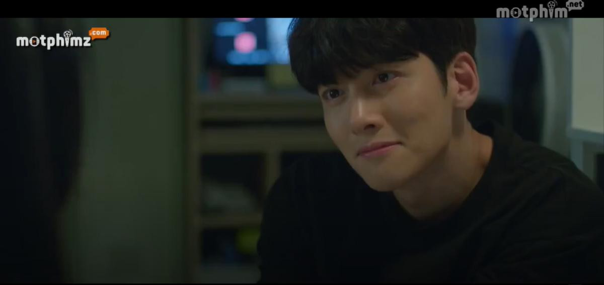 Backstreet Rookie: Ji Chang Wook đi làm về hớn hở tặng hoa bày tỏ tình yêu với Kim Yoo Jung Ảnh 5