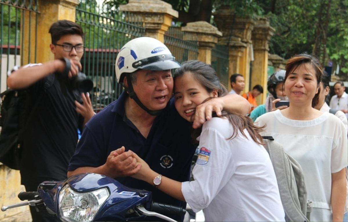 Xúc động bức thư bố gửi con gái sau khi đỗ kỳ thi tuyển sinh vào lớp 10: 'Bố xấu hổ lắm và đành chấp nhận việc đó…' Ảnh 2