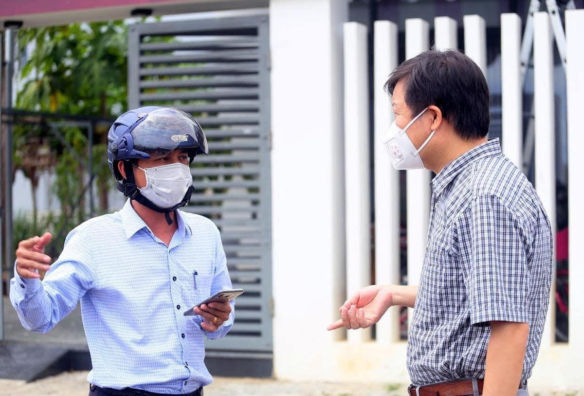 PGS-TS Trần Như Dương: 'Mầm bệnh đã chui vào cộng đồng, phải rốt ráo thần tốc cách ly F1' Ảnh 3