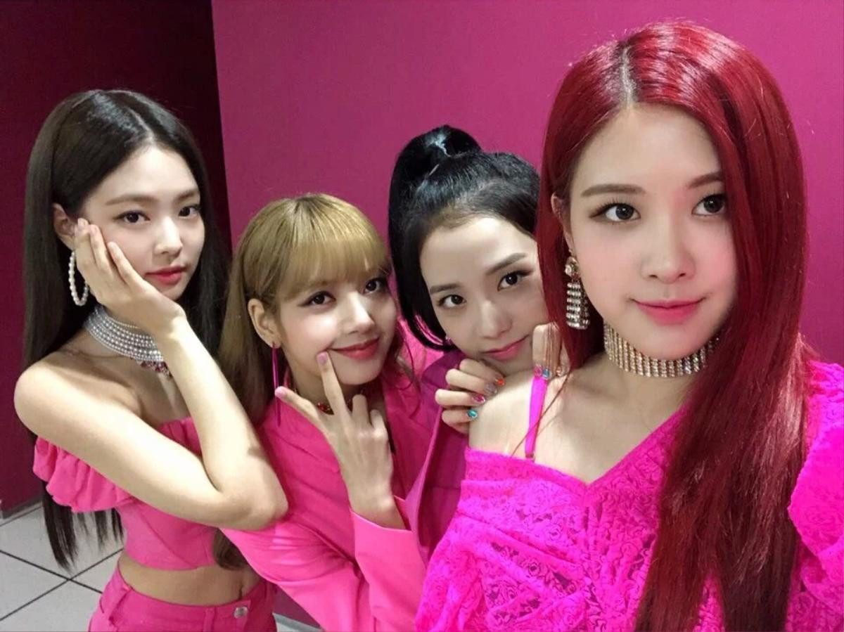 BLACKPINK ôn lại kỷ niệm với cô giáo 'hắc ám', nỗi ám ảnh thời còn làm thực tập sinh Ảnh 2