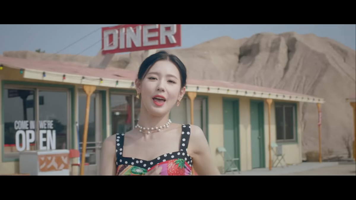 Xem ngay MV 'nóng bỏng tay' DUMDi DUMDi của (G)I-DLE, concept của nhóm nhạc 'tắc kè hoa' chưa bao giờ gây thất vọng Ảnh 5