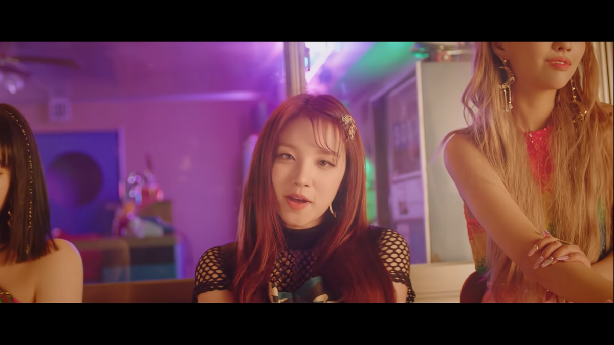 Xem ngay MV 'nóng bỏng tay' DUMDi DUMDi của (G)I-DLE, concept của nhóm nhạc 'tắc kè hoa' chưa bao giờ gây thất vọng Ảnh 10