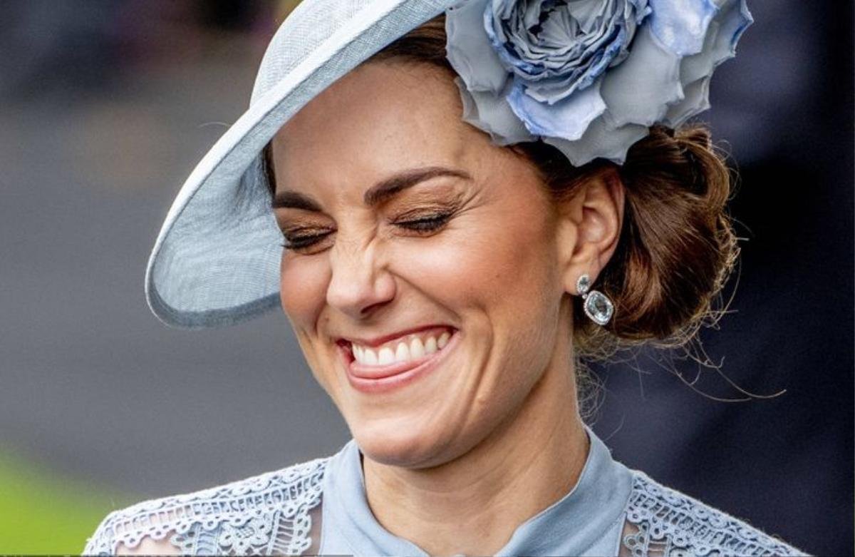 10 nguyên tắc thời trang Kate Middleton phải tuân thủ khi trở thành Công nương Ảnh 1