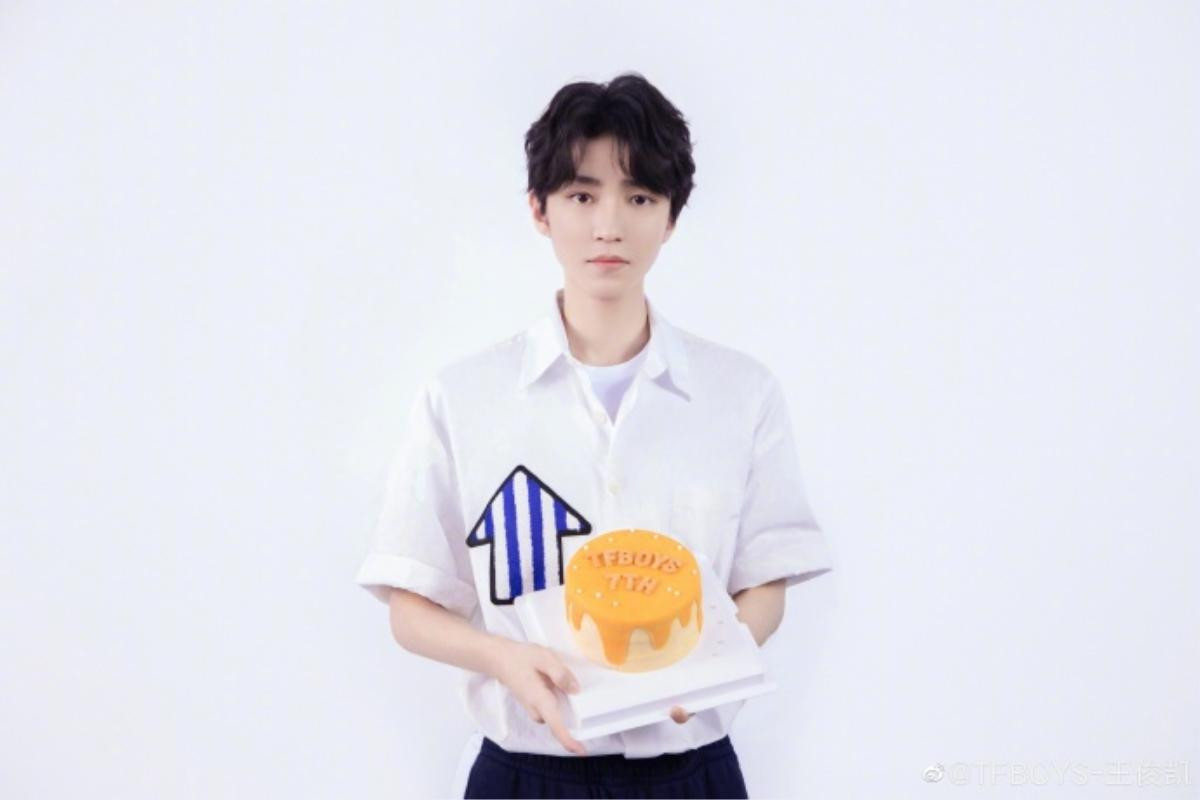 TFBoys cùng làm điều đặc biệt cho ngày debut: Cứ tưởng rời rạc, không mối liên kết nhưng mọi thứ đã được lên kế hoạch từ trước Ảnh 12