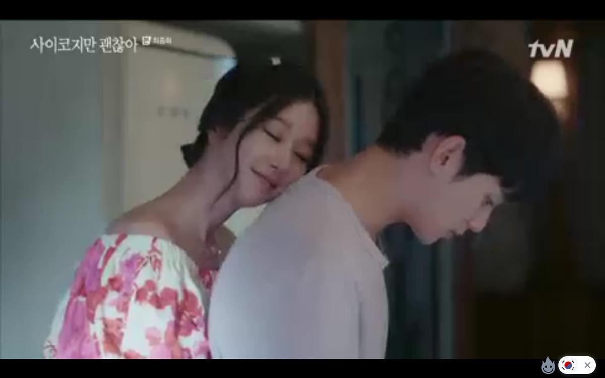 'Điên thì có sao' tập cuối: Kim Soo Hyun táo bạo 'giật chốt an toàn' cùng Seo Ye Ji trên bàn làm việc Ảnh 12