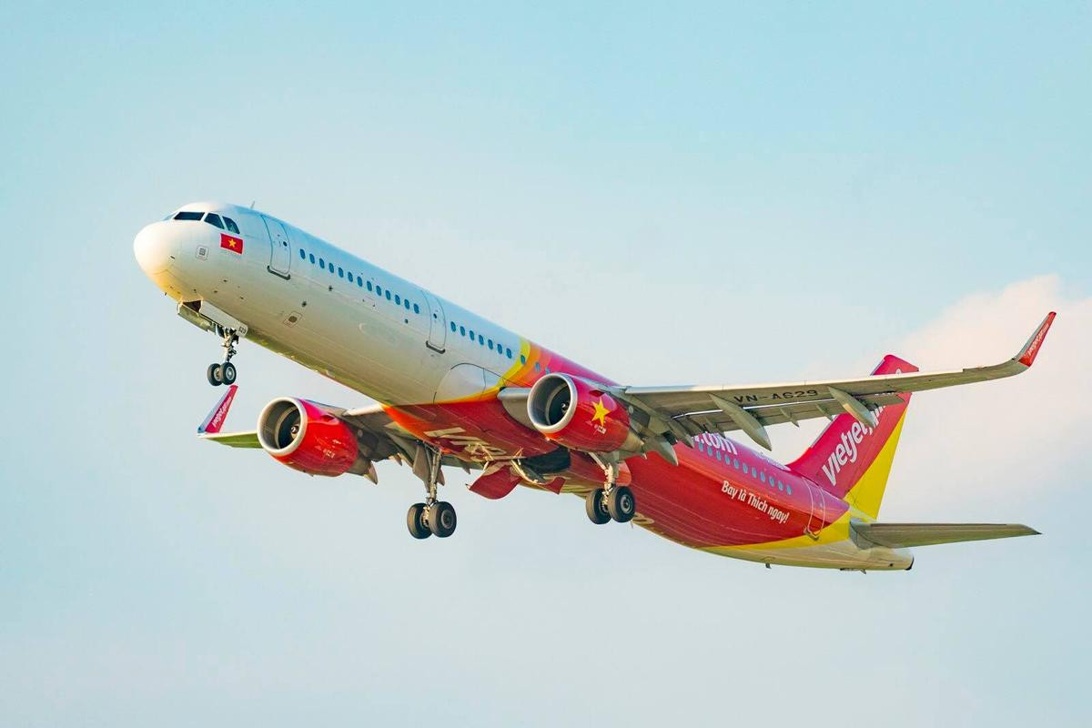 Vietjet thực hiện 4 chuyến bay đưa hành khách mắc kẹt từ tâm dịch Đà Nẵng về Hà Nội, Sài Gòn Ảnh 1