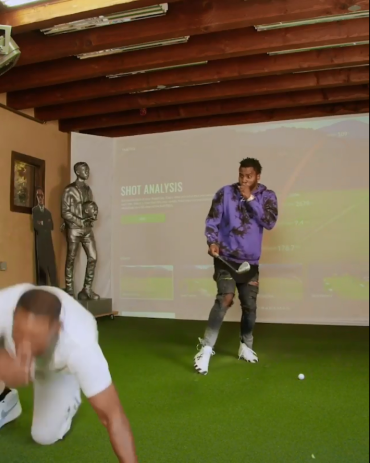 Will Smith bị Jason Derulo dùng gậy đánh golf vung gãy răng, vì đâu đến nỗi? Ảnh 2