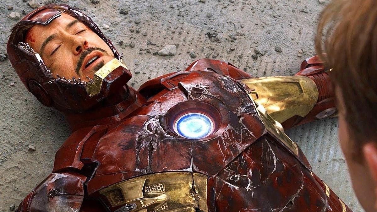 Ít ai biết rằng trước khi làm Iron Man trong MCU, Robert Downey Jr. từng bị chính Marvel chế giễu Ảnh 1