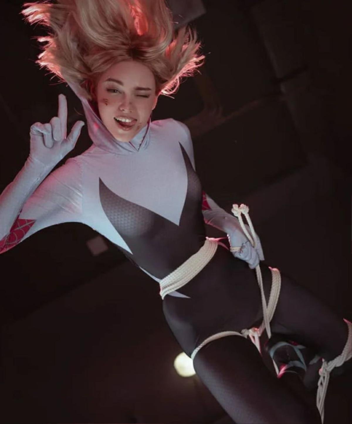 Chiêm ngưỡng bộ ảnh cosplay Spider-Gwen xuất thần của Shirogane-sama Ảnh 11