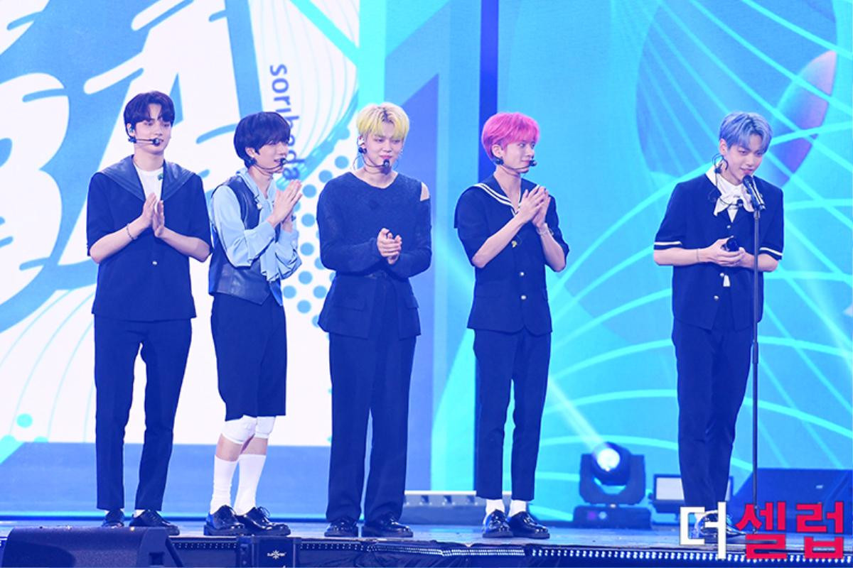 Người chiến thắng 'SOBA 2020': BTS nhận Daesang, Kang Daniel - TWICE và Red Velvet ôm về nhiều cúp lớn Ảnh 21