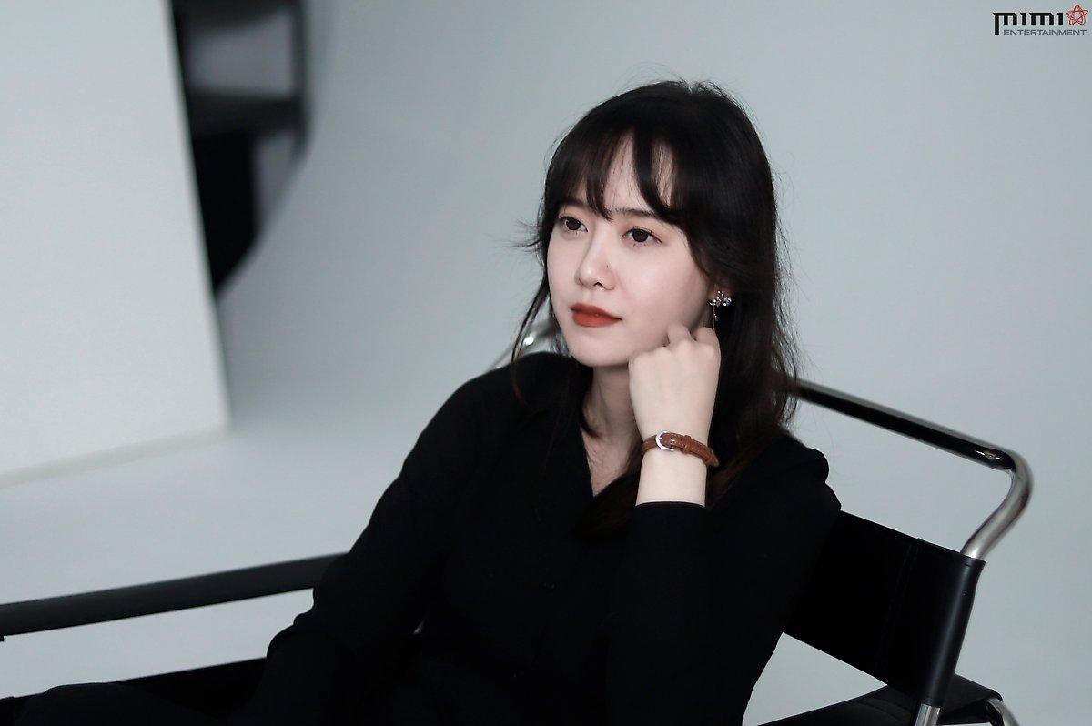 Nàng cỏ Goo Hye Sun đăng ảnh 'mơ màng' cùng trai lạ: Chữa lành vết thương lòng sau ly hôn nhờ điều này Ảnh 16