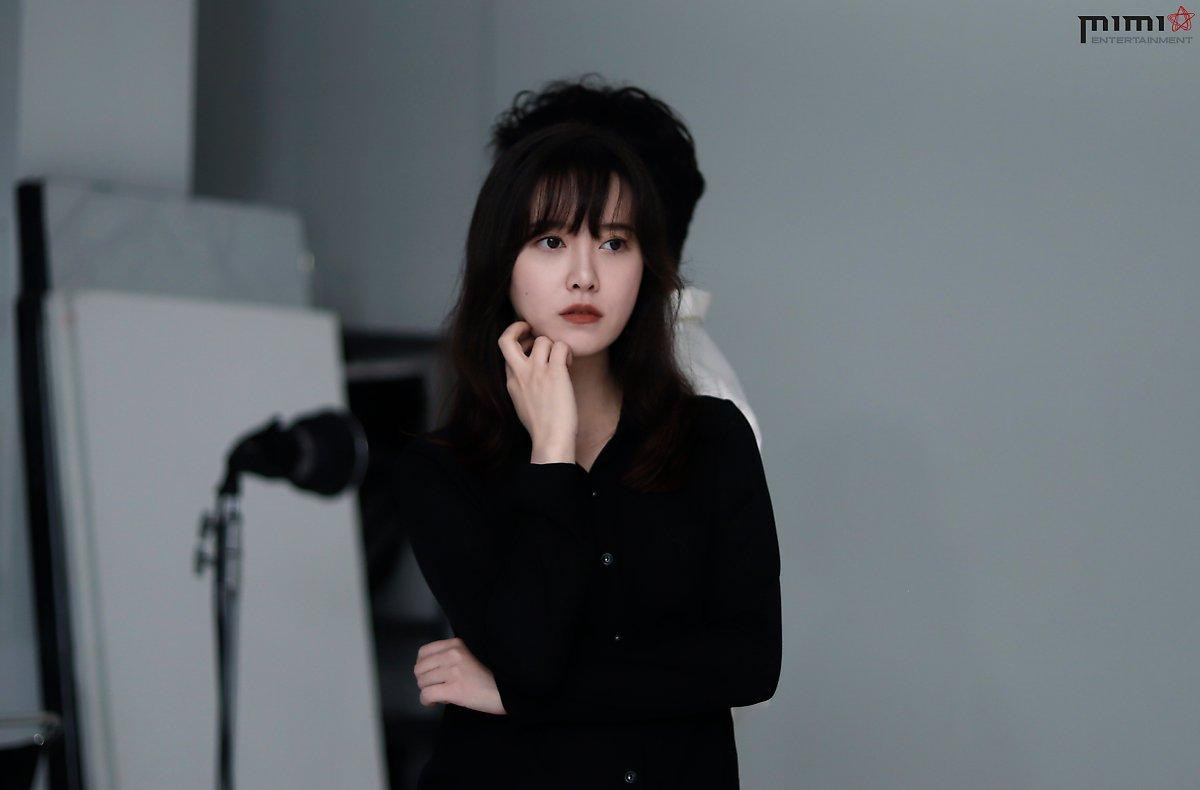 Nàng cỏ Goo Hye Sun đăng ảnh 'mơ màng' cùng trai lạ: Chữa lành vết thương lòng sau ly hôn nhờ điều này Ảnh 9