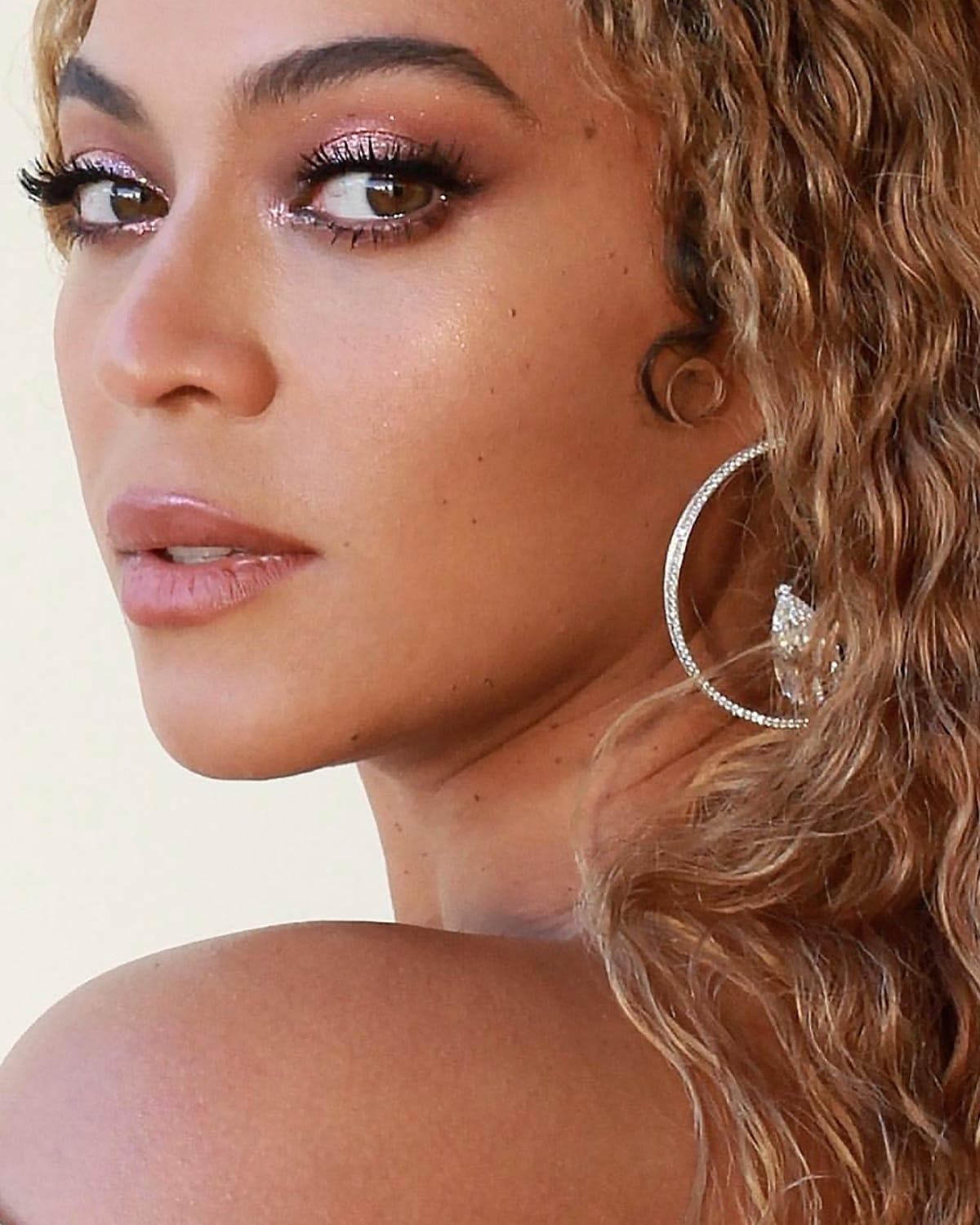 Chuyên gia trang điểm của Beyoncé tiết lộ 5 tips làm đẹp theo cô từ ngày mới vào nghề Ảnh 5