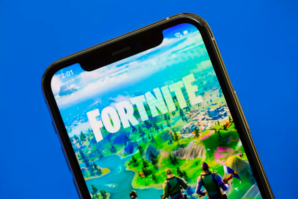 Apple kiếm bộn tiền từ trò chơi gây sốt Fortnite rồi thẳng tay gỡ khỏi App Store Ảnh 1