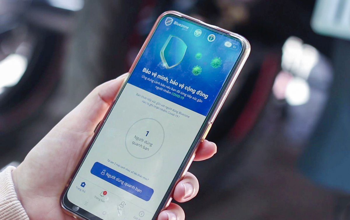 Bộ TT&TT đề nghị nhà hàng, siêu thị, cơ sở công cộng vận động khách cài Bluezone Ảnh 1