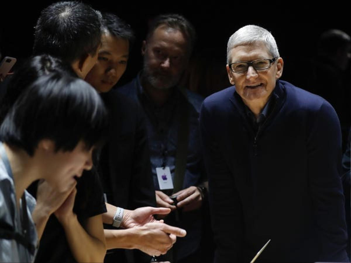 Cách tiêu tiền của vì tỉ phú mua đồ lót giảm giá Tim Cook Ảnh 11