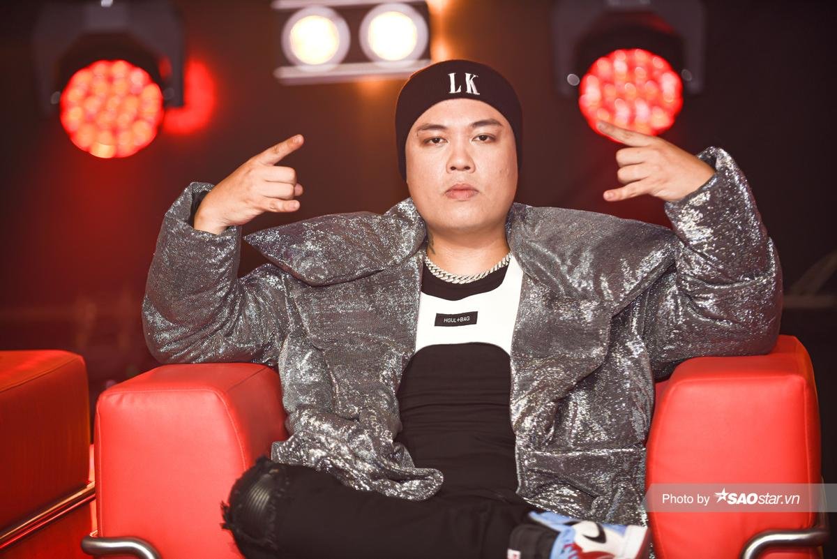 Lóa mắt với cây đồ chọi màu sắc giữa HLV LK & Lil Shady tại King Of Rap 2020 Ảnh 8