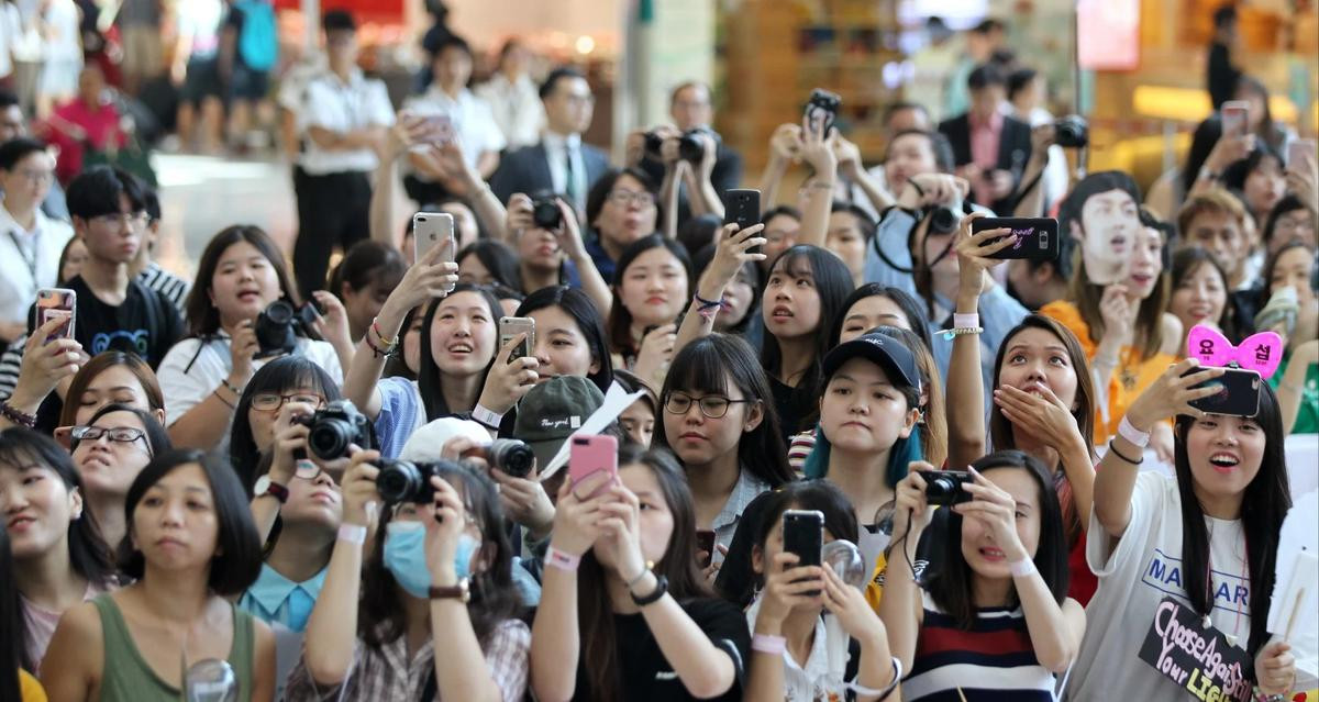 Trung Quốc truy quét tài khoản công kích idol, lôi kéo fan mua quà cho thần tượng trên mạng Ảnh 2