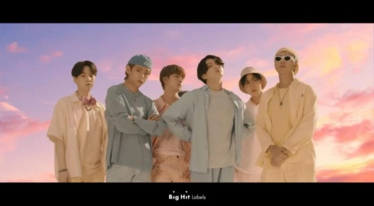 Big Hit bị chỉ trích dữ dội khi sử dụng ảnh của BTS nhưng lại thiếu mặt Jimin Ảnh 9