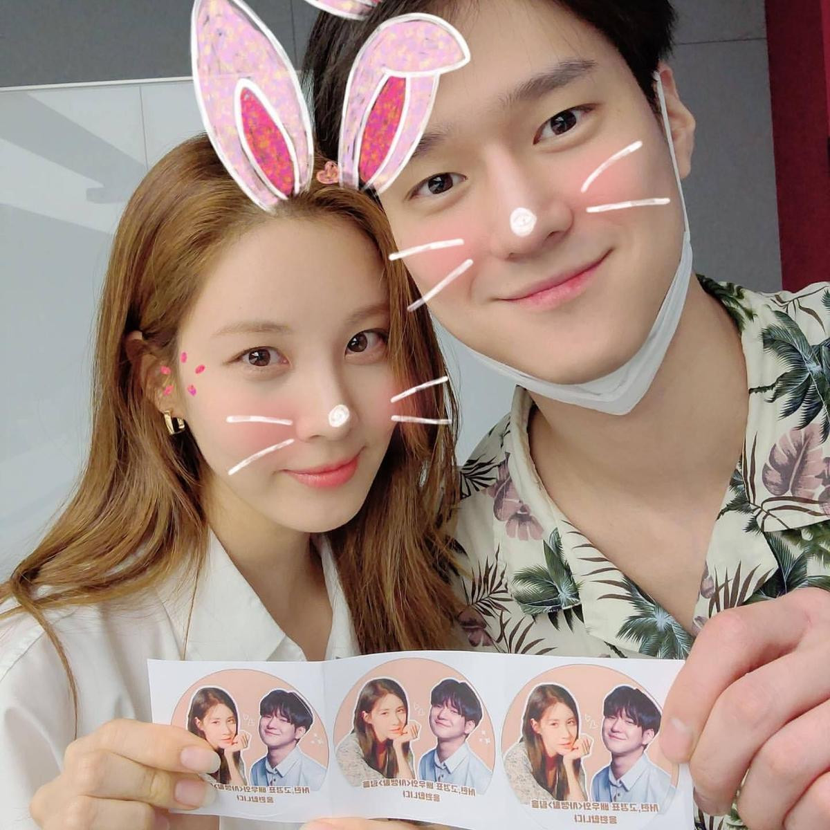 Phát cuồng vì loạt ảnh 'tình bể tình' của Seohyun và Go Kyung Pyo Ảnh 7