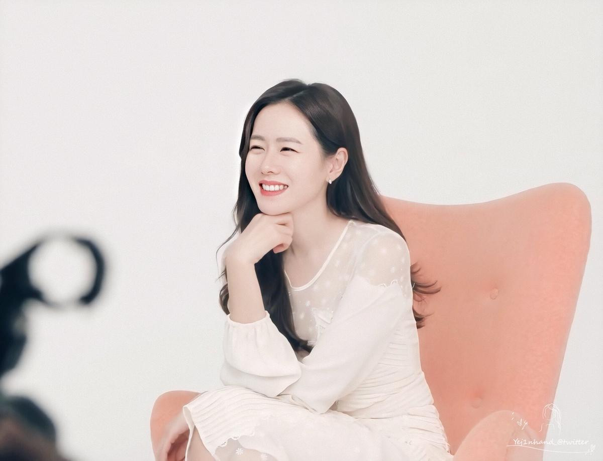 Son Ye Jin nhận được lời mời vào vai nữ chính trong phim cổ trang mới của đạo diễn 'Saimdang, Light's Diary' Ảnh 5