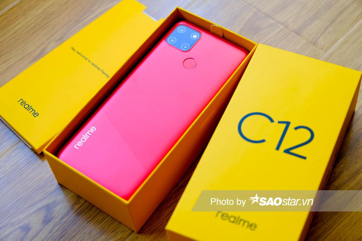 Mở hộp Realme C12 tại VN: Thân máy nhỏ gọn nhưng có pin 6000mAh Ảnh 1