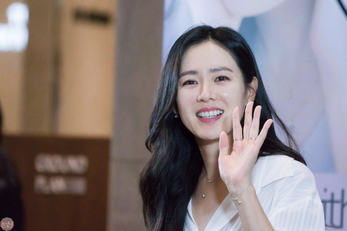 Son Ye Jin hóa công chúa, yêu say đắm Kang Ha Neul đóng phim cổ trang mới Ảnh 3