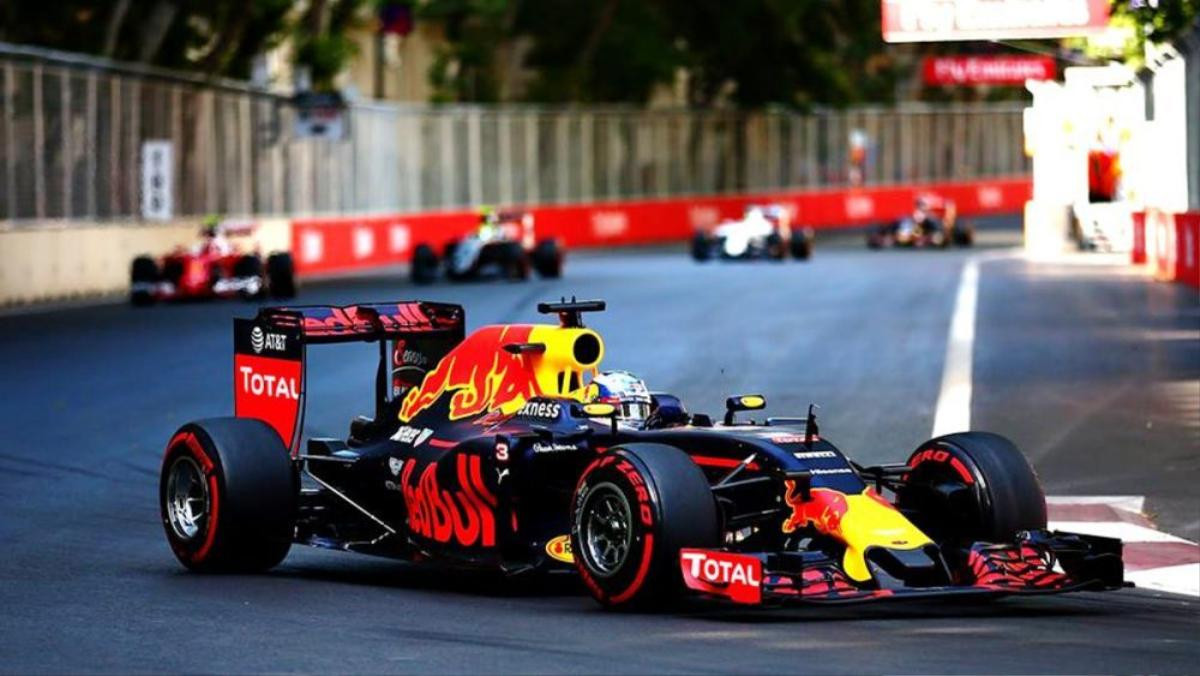 F1 bổ sung 4 chặng đua vào lịch thi đấu mùa giải 2020 Ảnh 2