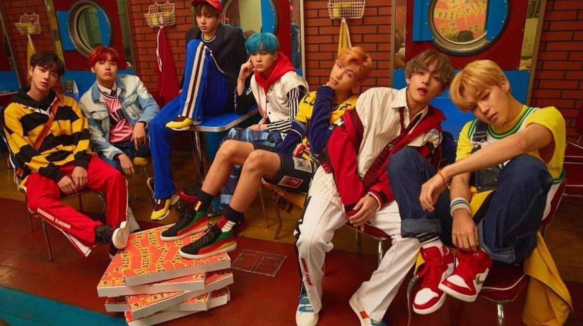 BTS 'Dynamite' trở thành quán quân trong top 15 MV K-Pop đạt 200 triệu view nhanh nhất Ảnh 14