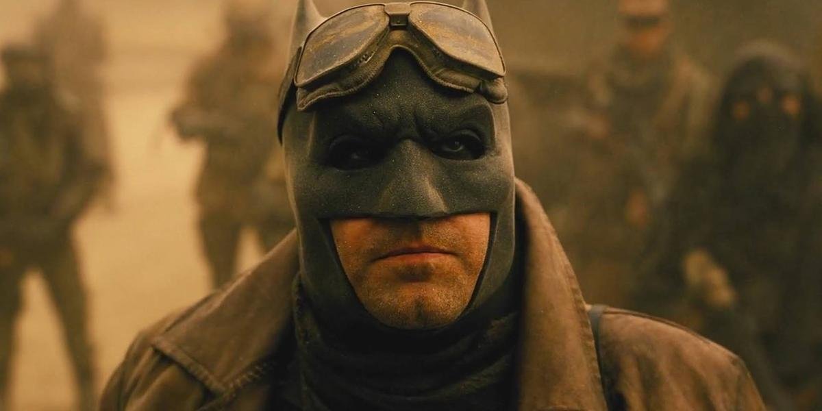 Với vai Batman, Ben Affleck trở thành nam diễn viên đầu tiên làm được điều này Ảnh 4