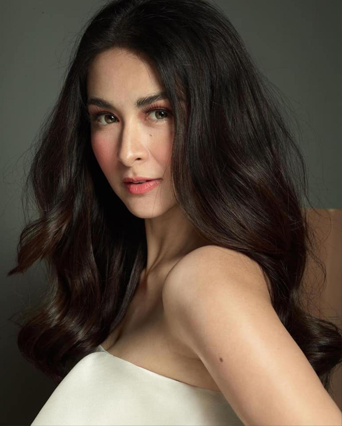 Để lại tóc dài sang chảnh, 'mỹ nhân đẹp nhất Philippines' Marian Rivera khiến fan trầm trồ vì nhan sắc nữ thần Ảnh 3