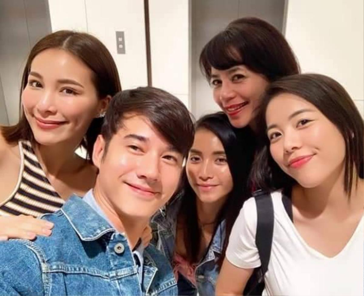 Vốn luôn kín tiếng, ai ngờ thời gian gần đây Mario Maurer và người tình 6 năm lại liên tục 'thả thính' đối phương trước truyền thông như này đây! Ảnh 4