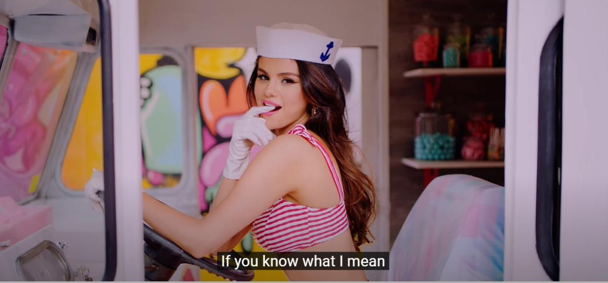 Soi 'tất tần tật' trang phục được sử dụng trong MV 'Ice Cream' BLACKPINK và Selena Gomez Ảnh 15