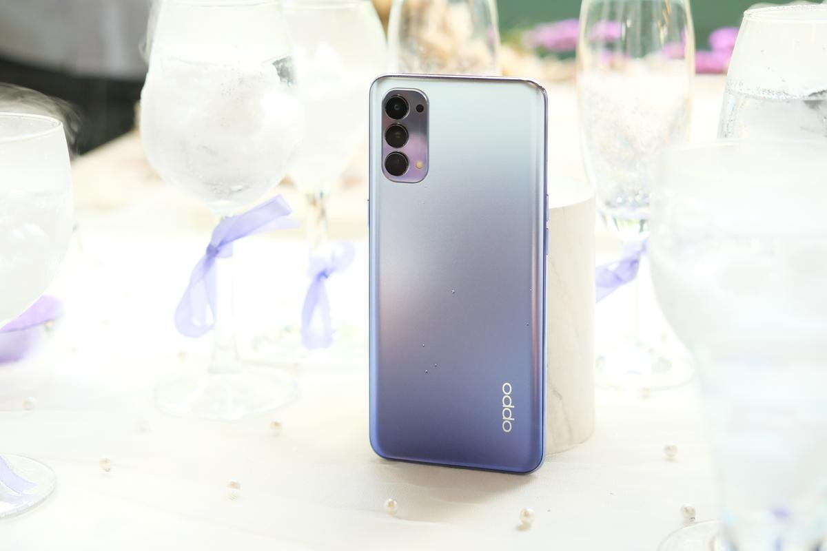 OPPO Reno4 bổ sung phiên bản màu tím khói tại Việt Nam Ảnh 1