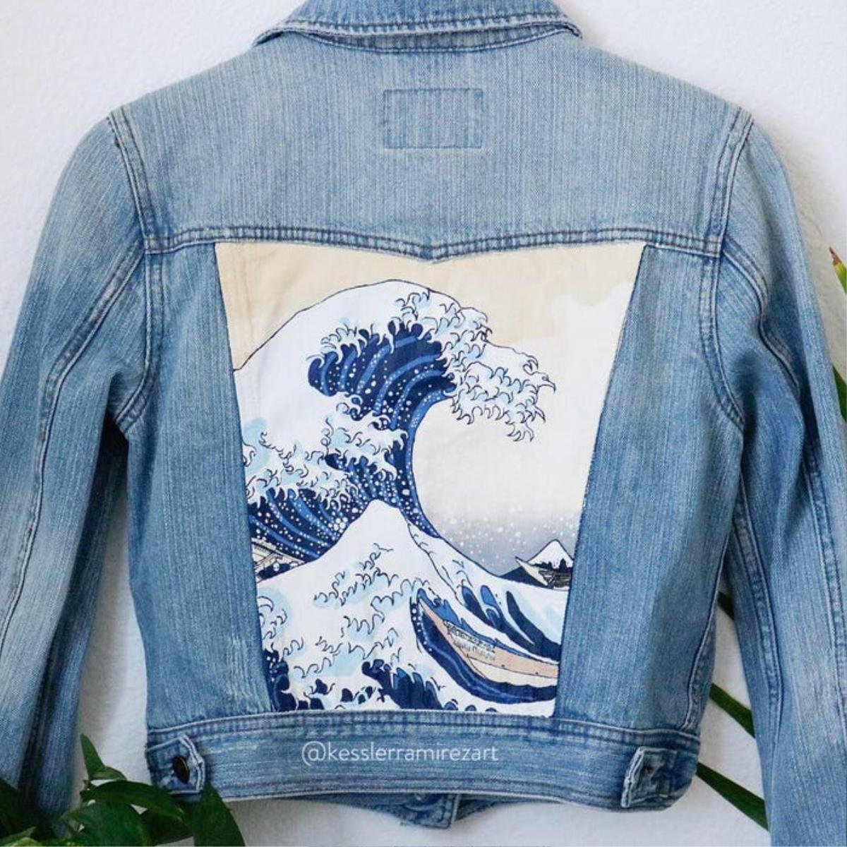 Cô gái kinh doanh phát đạt nhờ vẽ tranh Van Gogh lên quần jeans cũ Ảnh 8