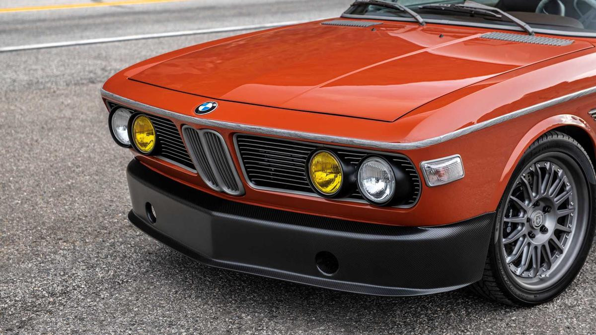 Cận cảnh xế cổ BMW 3.0 CS đời 1974 của 'người sắt' Robert Downey Jr. Ảnh 7