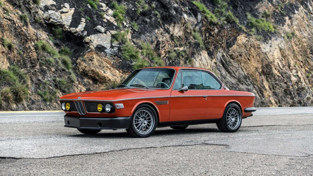 Cận cảnh xế cổ BMW 3.0 CS đời 1974 của 'người sắt' Robert Downey Jr. Ảnh 5