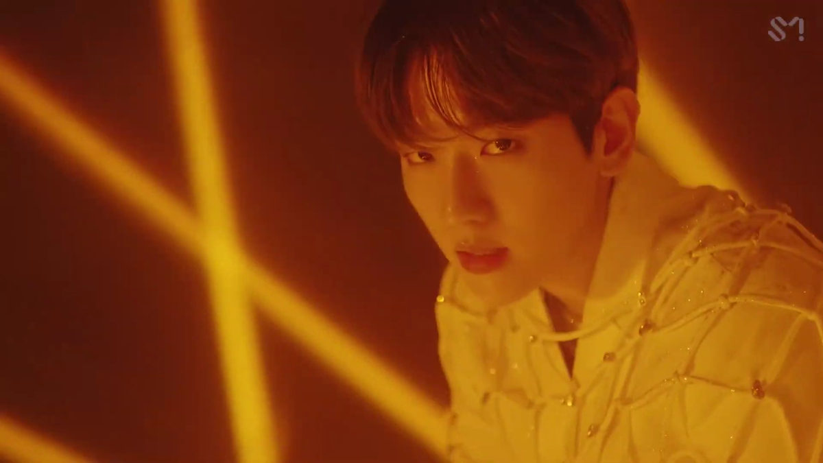 SuperM chính thức 'thả xích' Tiger Inside: Nổi da gà với nốt cao của Baekhyun, tổng thể MV trông cứ na ná Wofl (EXO) Ảnh 5