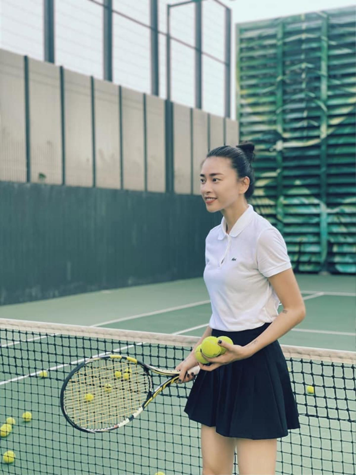 Ngô Thanh Vân 'hack' tuổi khi diện trang phục váy tennis trẻ trung như gái 18 Ảnh 1