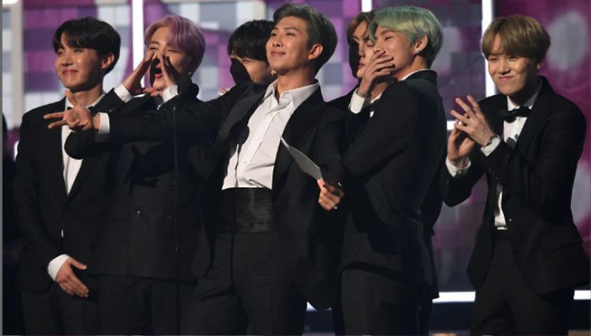 BTS tại họp báo mừng no.1 Billboard Hot 100: 'Mục tiêu tiếp theo là sân khấu biểu diễn tại Grammy!' Ảnh 7