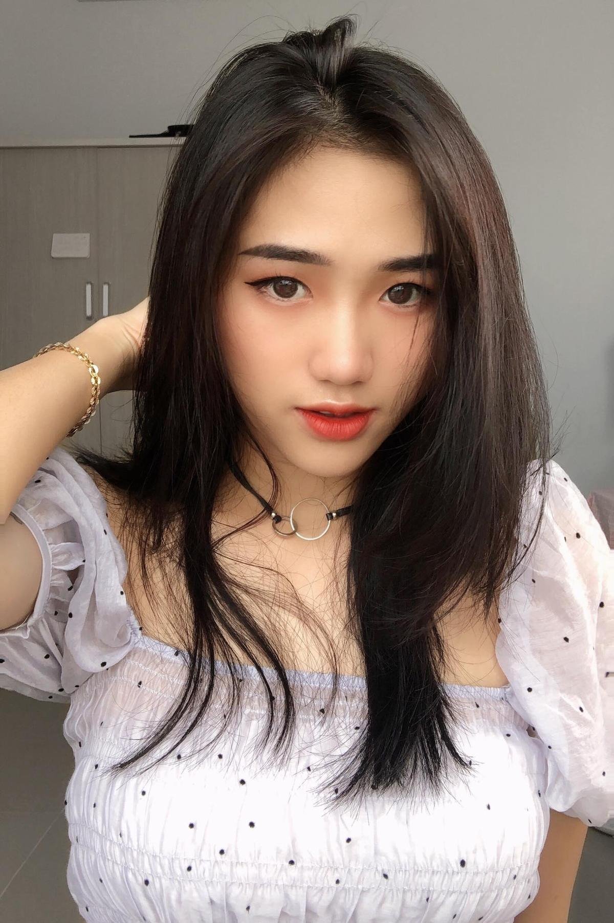 Nữ sinh trường ĐH Tôn Đức Thắng khoe nhan sắc 'trong veo' đẹp tựa các hotgirl xứ Hàn khiến cư dân mạng thả tim rần rần Ảnh 14