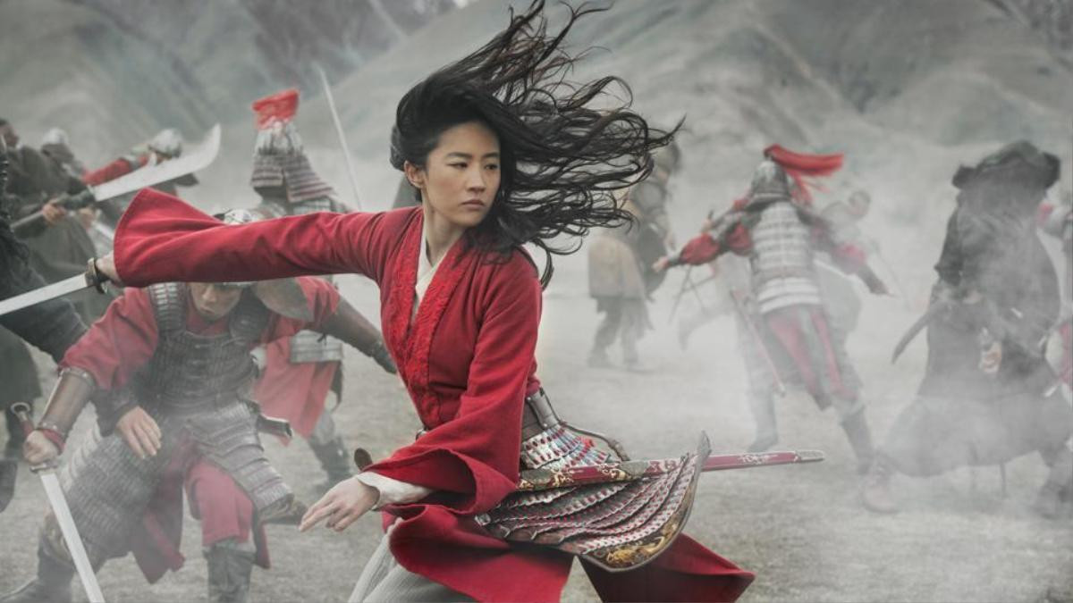 Review 'Mulan': Phiên bản chuyển thể mang đậm dấu ấn sử thi, Lưu Diệc Phi chiến đấu 'ngầu đét' như trong phim kiếm hiệp năm nào Ảnh 6