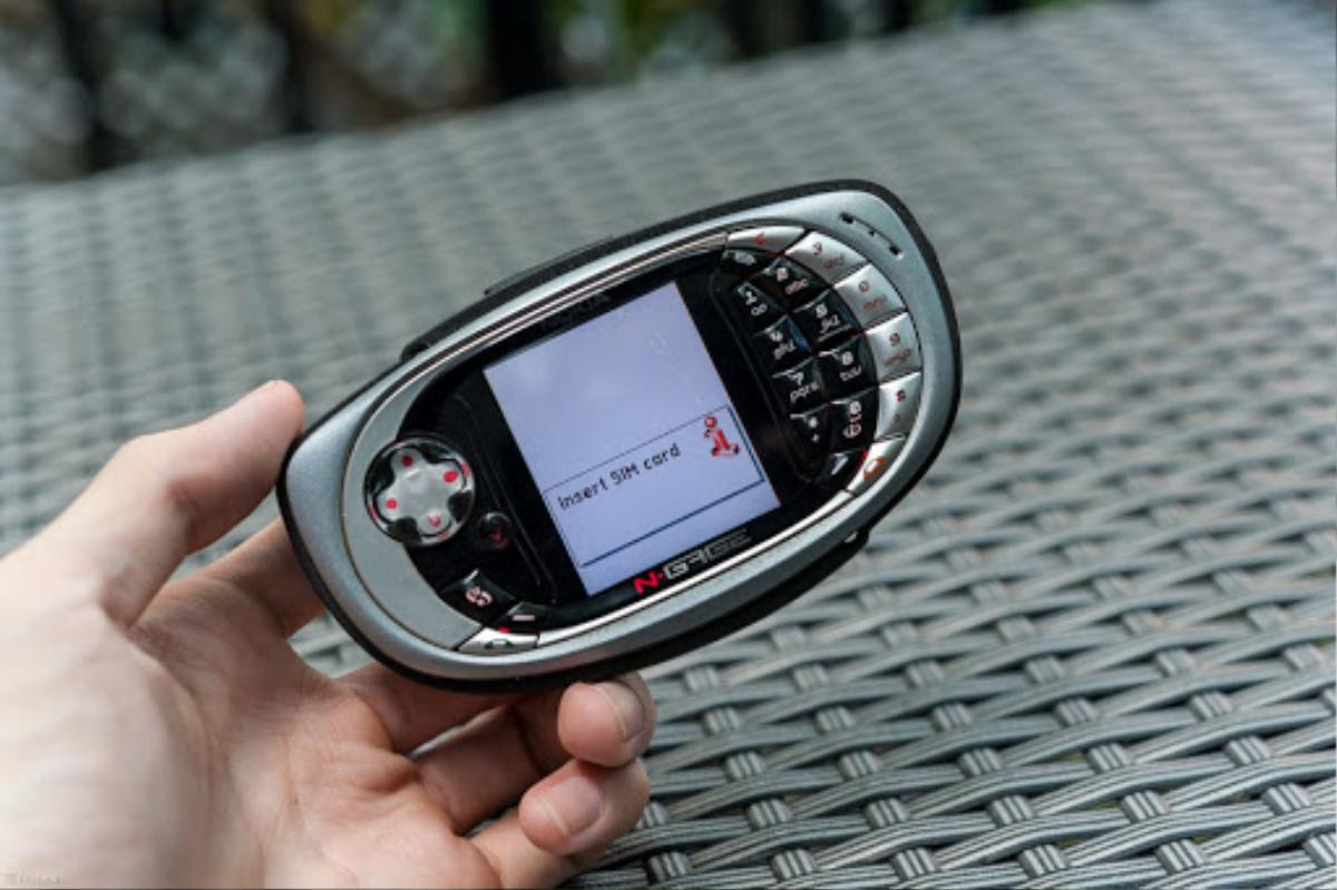 Flashback: Nokia N-Gage - Chiếc điện thoại chơi game thất bại vì đi trước thời đại Ảnh 4