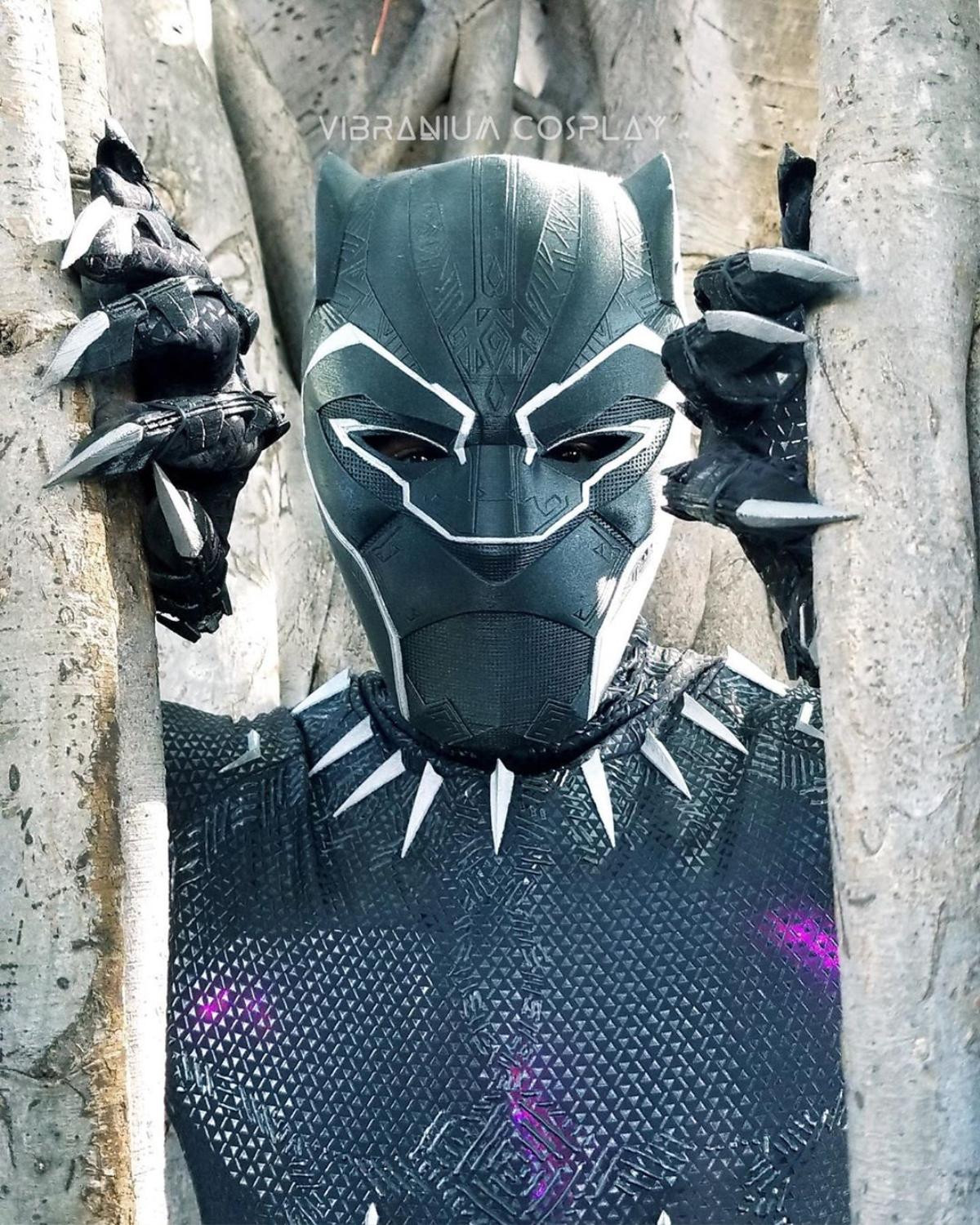 Chiêm ngưỡng vẻ đẹp của bộ giáp Black Panther ngoài đời thực Ảnh 7