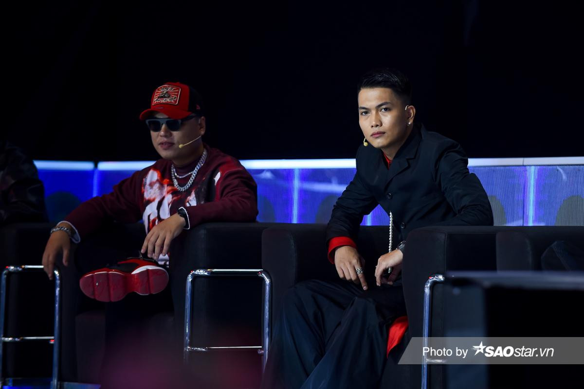 Kết hợp ăn ý với Phúc Du nhưng Lona vẫn bại trận trước HIEUTHUHAI tại bán kết King Of Rap Ảnh 7