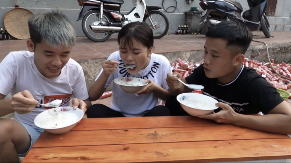 Sở TT&TT Bắc Giang mời con trai bà Tân Vlog lên làm việc Ảnh 7