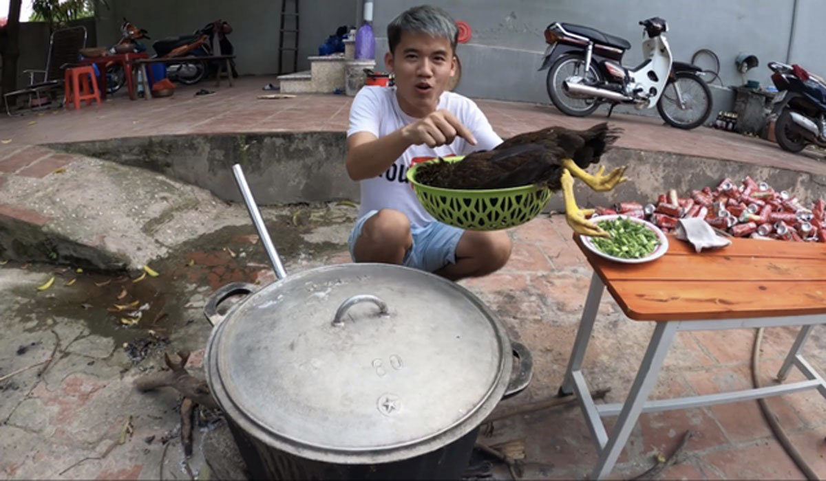 Sở TT&TT Bắc Giang mời con trai bà Tân Vlog lên làm việc Ảnh 4